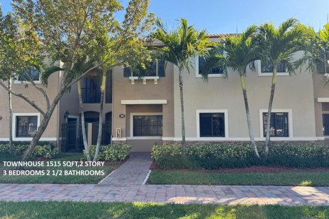 Touwnhouse à vendre à Cutler Bay, Floride: 3 chambres, 140.75 m2 № 2249179 - photo 3