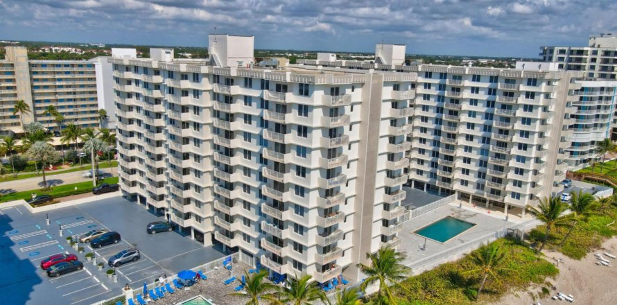 Condominio en Highland Beach, Florida, 2 dormitorios № 1121234