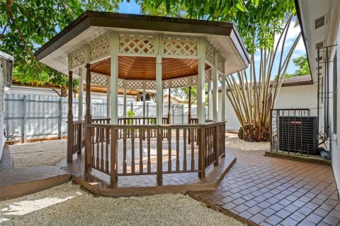 Villa ou maison à vendre à Homestead, Floride: 4 chambres, 172.15 m2 № 1954010 - photo 21