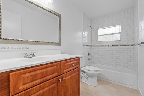 Villa ou maison à vendre à Homestead, Floride: 4 chambres, 172.15 m2 № 1954010 - photo 12