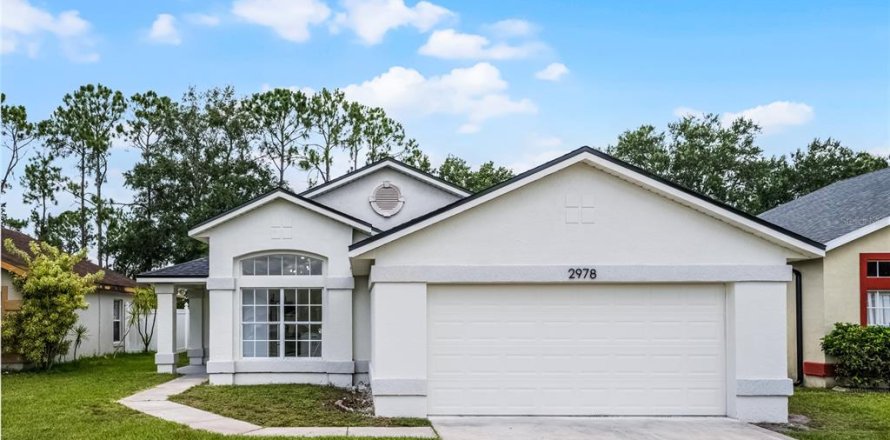 Villa ou maison à Kissimmee, Floride 3 chambres, 145.39 m2 № 2388202