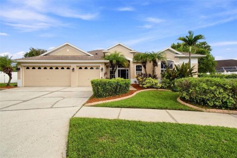 Villa ou maison à vendre à Riverview, Floride: 5 chambres, 247.86 m2 № 2349243 - photo 3