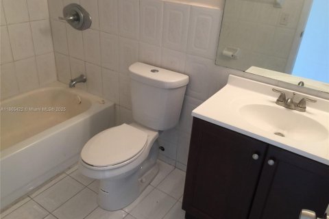 Condo in Sweetwater, Florida, 1 bedroom  № 1893314 - photo 6