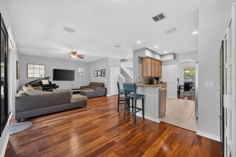 Casa en venta en Orlando, Florida, 4 dormitorios, 244.24 m2 № 2157700 - foto 13