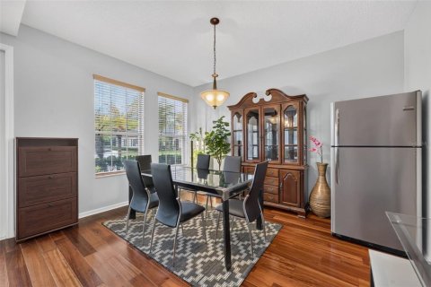Casa en venta en Orlando, Florida, 4 dormitorios, 244.24 m2 № 2157700 - foto 6