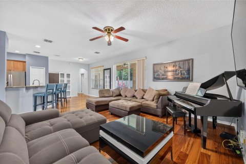 Casa en venta en Orlando, Florida, 4 dormitorios, 244.24 m2 № 2157700 - foto 14