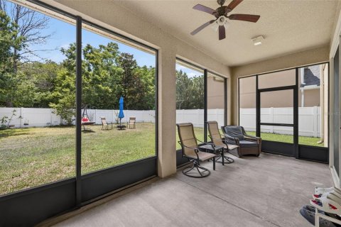 Casa en venta en Orlando, Florida, 4 dormitorios, 244.24 m2 № 2157700 - foto 29