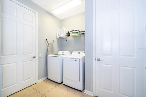 Copropriété à vendre à Orlando, Floride: 3 chambres, 194.82 m2 № 2291031 - photo 17