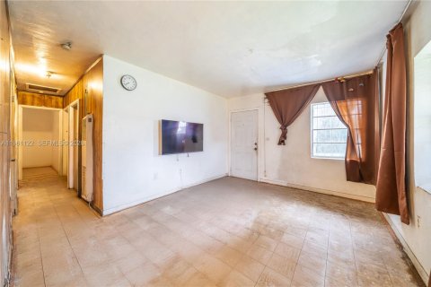 Купить виллу или дом в Майами-Гарденс, Флорида 3 спальни, 80.27м2, № 2026850 - фото 6