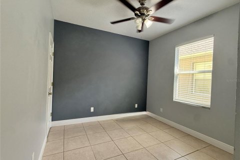 Villa ou maison à louer à Melbourne, Floride: 5 chambres, 214.23 m2 № 2432682 - photo 8