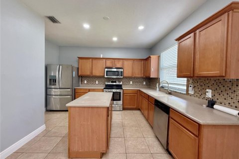Villa ou maison à louer à Melbourne, Floride: 5 chambres, 214.23 m2 № 2432682 - photo 5