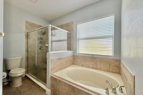 Villa ou maison à louer à Melbourne, Floride: 5 chambres, 214.23 m2 № 2432682 - photo 15