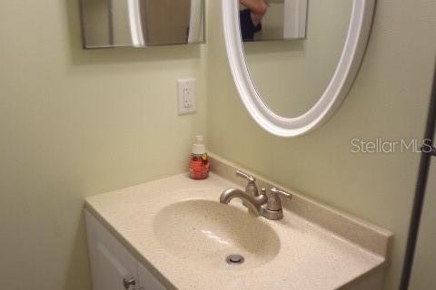 Condo in Palm Coast, Florida, 2 bedrooms № 2098805 - photo 23