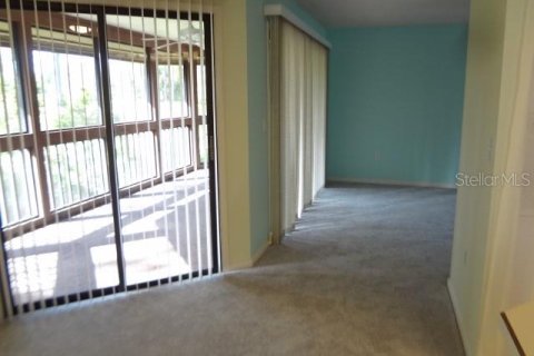 Condo in Palm Coast, Florida, 2 bedrooms № 2098805 - photo 9