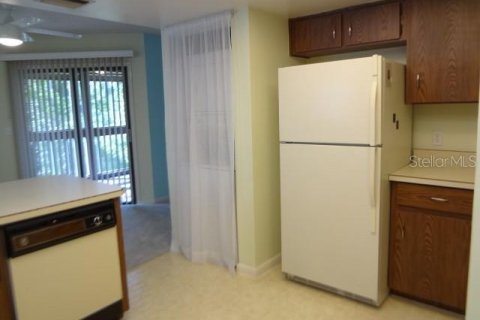 Condo in Palm Coast, Florida, 2 bedrooms № 2098805 - photo 10