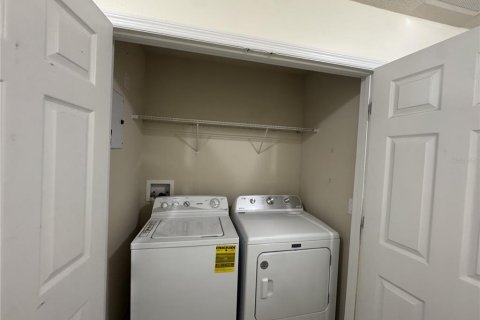 Adosado en alquiler en Orlando, Florida, 3 dormitorios, 156.73 m2 № 1919008 - foto 4