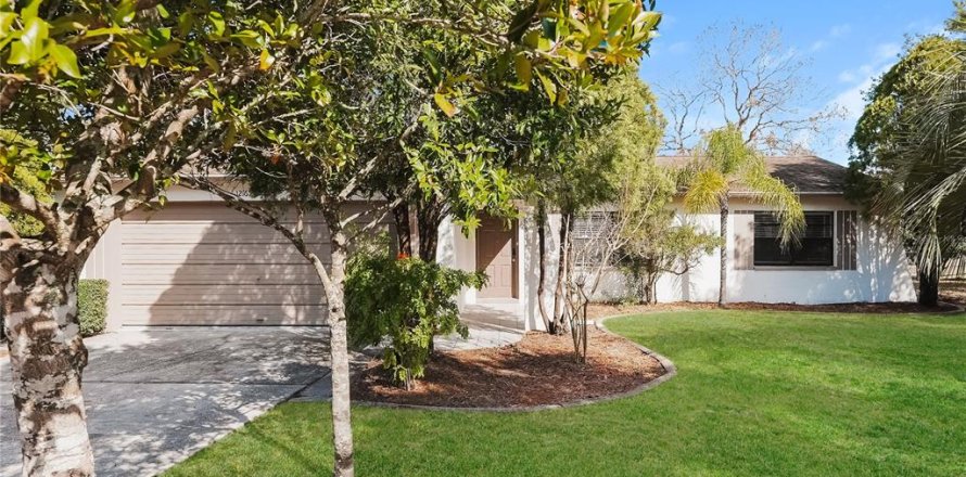 Villa ou maison à Spring Hill, Floride 3 chambres, 104.05 m2 № 1866005