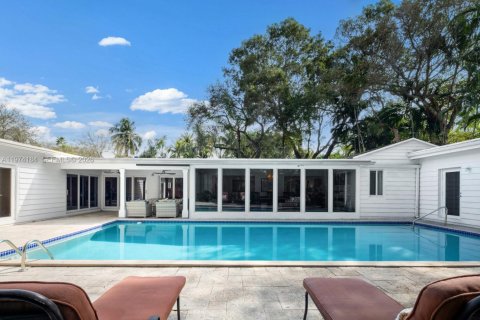 Casa en alquiler en Miami, Florida, 4 dormitorios, 340.12 m2 № 2035987 - foto 22