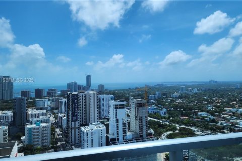 Copropriété à vendre à Miami, Floride: 1 chambre, 73.3 m2 № 1982836 - photo 1
