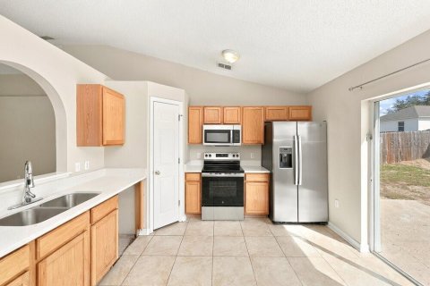 House in Riverview, Florida 3 bedrooms, 121.05 sq.m. № 2391226 - photo 6