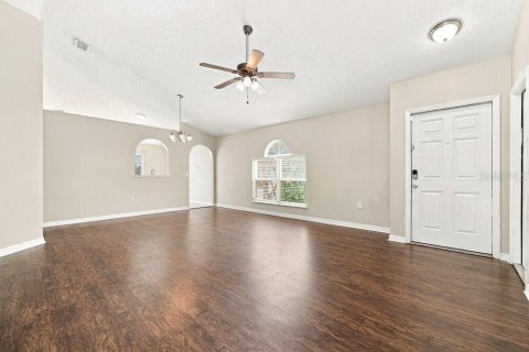 House in Riverview, Florida 3 bedrooms, 121.05 sq.m. № 2391226 - photo 3