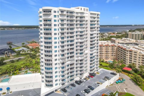 Copropriété à vendre à Daytona Beach Shores, Floride: 3 chambres, 230.4 m2 № 2109698 - photo 8