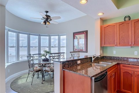 Copropriété à vendre à Daytona Beach Shores, Floride: 3 chambres, 230.4 m2 № 2109698 - photo 26