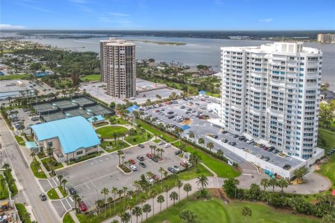 Copropriété à vendre à Daytona Beach Shores, Floride: 3 chambres, 230.4 m2 № 2109698 - photo 3