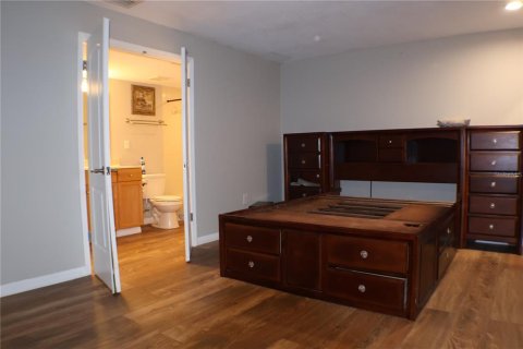 Casa en venta en Hudson, Florida, 4 dormitorios, 296.36 m2 № 1906961 - foto 17