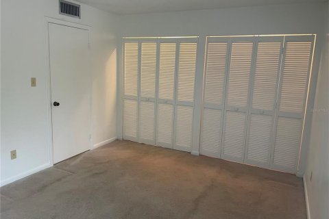 Condo in Ocala, Florida, 1 bedroom № 2214341 - photo 8