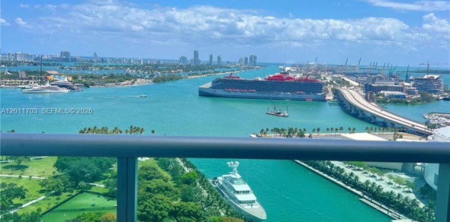Condo in Miami, Florida, 1 bedroom  № 2075314