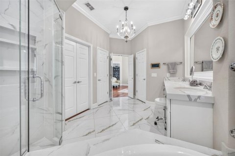 House in Orlando, Florida 3 bedrooms, 247.31 sq.m. № 2421879 - photo 26