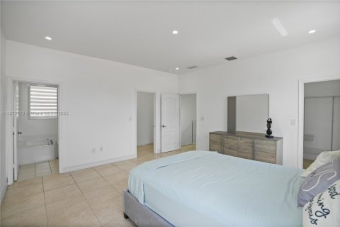 House in Homestead, Florida 3 bedrooms, 191.19 sq.m. № 1924139 - photo 17