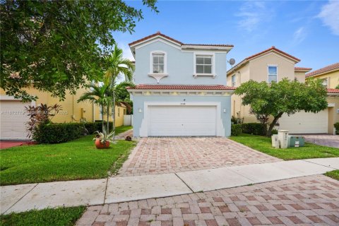 House in Homestead, Florida 3 bedrooms, 191.19 sq.m. № 1924139 - photo 2