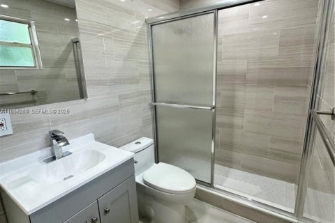 Casa en venta en Hallandale Beach, Florida, 4 dormitorios, 125.7 m2 № 2011694 - foto 21