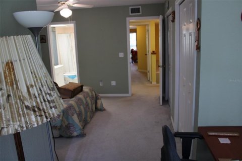 Townhouse in Seminole, Florida 4 bedrooms, 162.49 sq.m. № 1743397 - photo 22