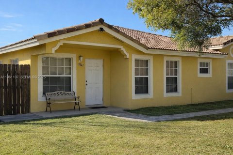 Casa en Homestead, Florida 3 dormitorios, 107.02 m2 № 2021921