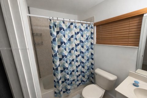 Casa en venta en Homestead, Florida, 3 dormitorios, 107.02 m2 № 2021921 - foto 5