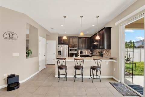 Casa en venta en Kissimmee, Florida, 4 dormitorios, 293.94 m2 № 1528017 - foto 16