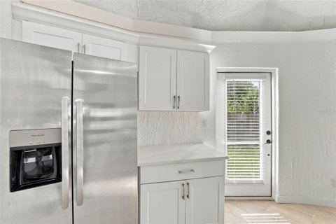 Villa ou maison à vendre à Venice, Floride: 3 chambres, 95.78 m2 № 2423978 - photo 13