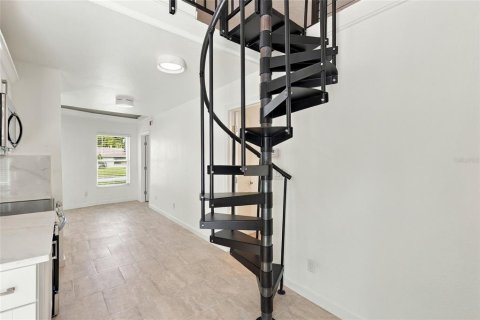 Villa ou maison à vendre à Venice, Floride: 3 chambres, 95.78 m2 № 2423978 - photo 16