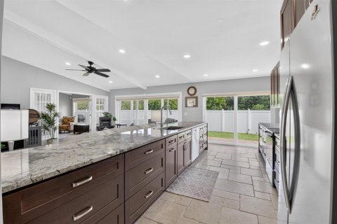 Villa ou maison à vendre à Boca Raton, Floride: 2 chambres, 167.22 m2 № 2192978 - photo 6