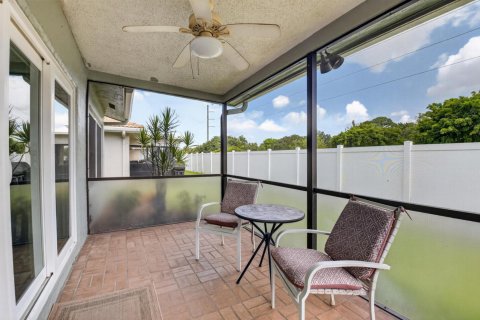 Villa ou maison à vendre à Boca Raton, Floride: 2 chambres, 167.22 m2 № 2192978 - photo 29