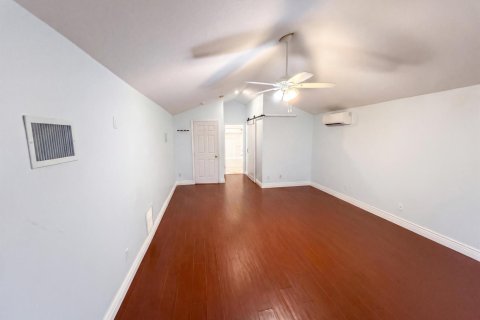 House in St. Lucie, Florida 5 bedrooms, 262.36 sq.m. № 2243843 - photo 11