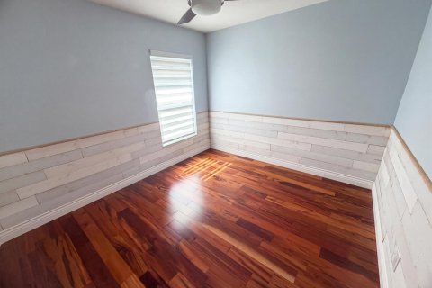 House in St. Lucie, Florida 5 bedrooms, 262.36 sq.m. № 2243843 - photo 16