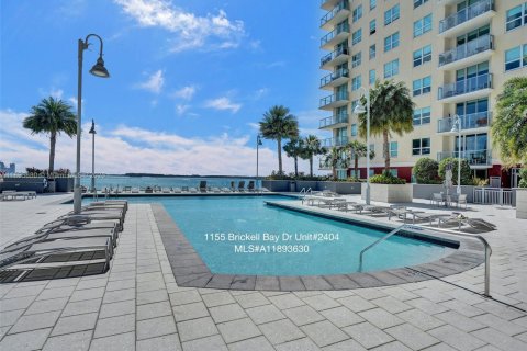 Condo in Miami, Florida, 3 bedrooms  № 1946132 - photo 30