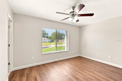 House in North Port, Florida 3 bedrooms, 110.37 sq.m. № 2224911 - photo 17