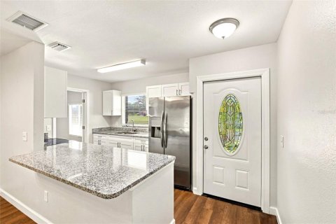 House in North Port, Florida 3 bedrooms, 110.37 sq.m. № 2224911 - photo 9