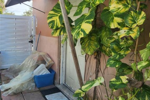 Villa ou maison à vendre à Miami, Floride: 4 chambres, 166.76 m2 № 1973667 - photo 19