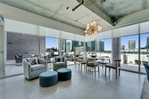 Condo in Tampa, Florida, 1 bedroom  № 1749262 - photo 3